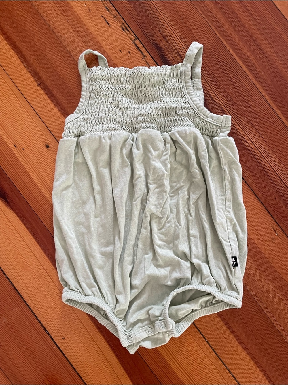 Kyte Baby 12-18M Smocked Bubble Romper